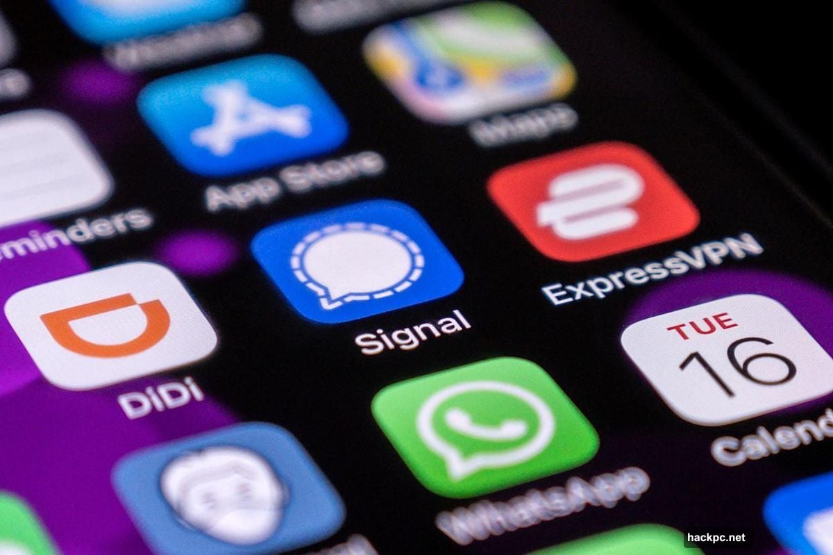 Signal encrypts iPhone message backups with 64-character encryption key