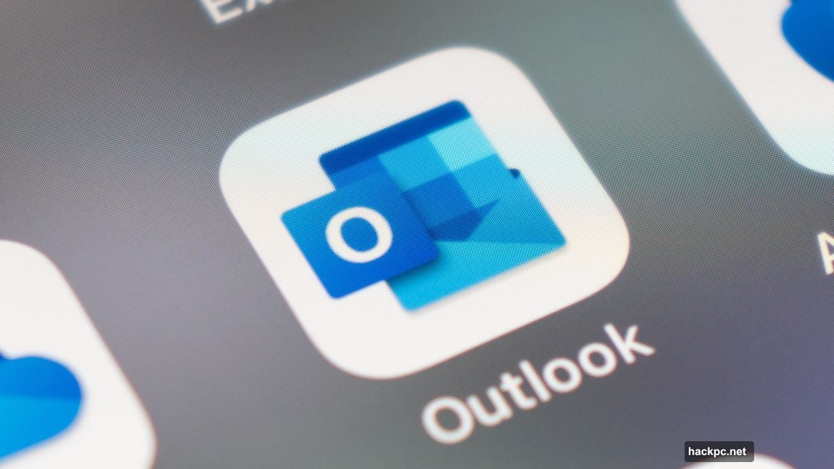 Classic Outlook version rollback fixes encrypted email access problem